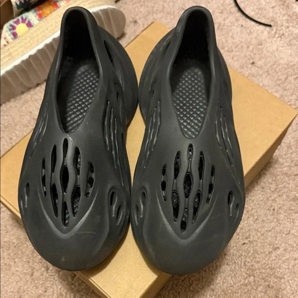 Yeezy Black Athletic Shoes - Picture 1 of 3